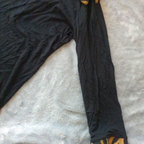 Women's blouse M jus d'orange like new with tiger print trim