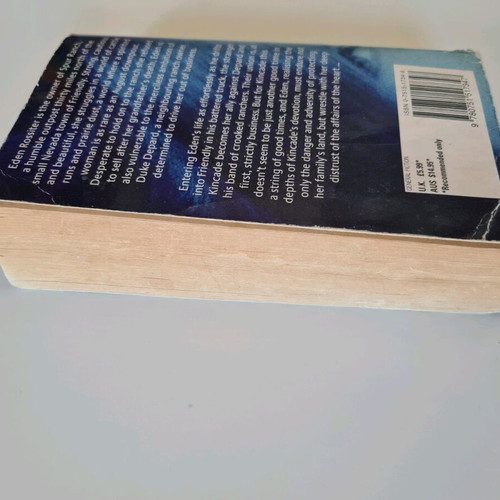 Notorious book used, foreign language, Janet Dailey