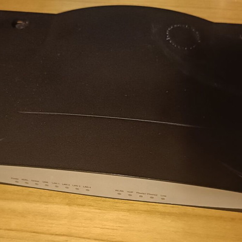 Intracom Netfaster IAD ADSL router used with antenna
