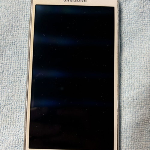 Mobile phones used, pack of 5, Samsung and Huawei models