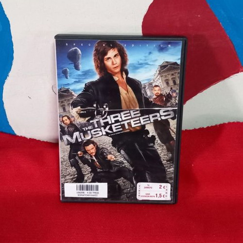 The Three Musketeers DVD used, subtitles, action adventure historical
