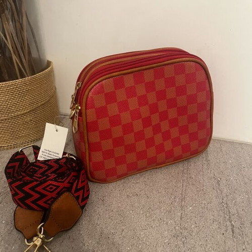 Crossbody bag new, red with detachable strap