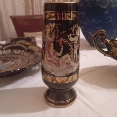 Handmade ceramics with 24 carat gold, set of 4 pieces