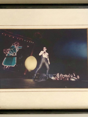 U2 Concert Photo 1997 framed, like new