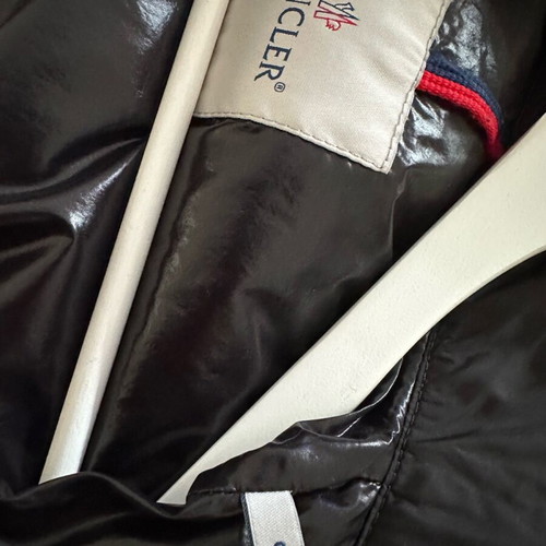 Moncler jacket like new with gold details, black size M