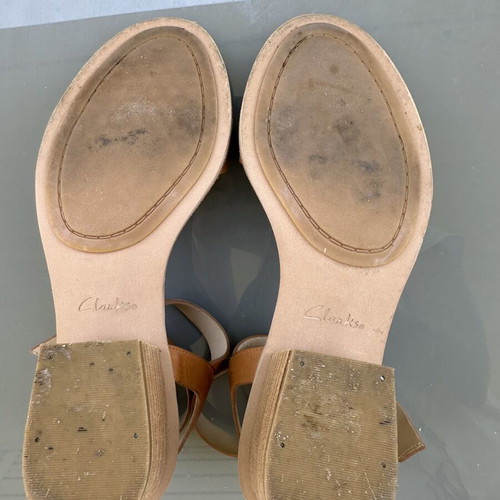 Clarks Narrative leather sandals size 39, tan, like new