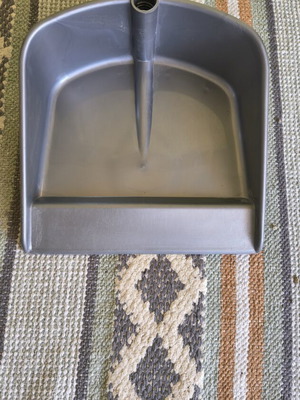 Large dustpan with handle new