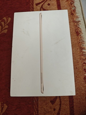 iPad mini 4 κουτί και εγχειρίδιο χρήσης