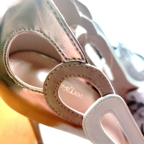 Deezee pumps new, white with rose-gold details, size 41