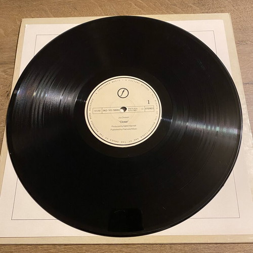 Closer vinyl album by Joy Division like new, punk
