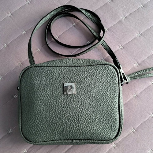 KEM women's bag used, gray shoulder with 2 inner pockets