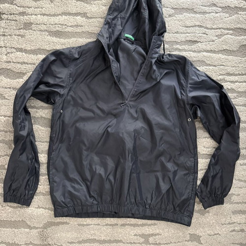 Benetton windbreaker jacket like new, blue, size M