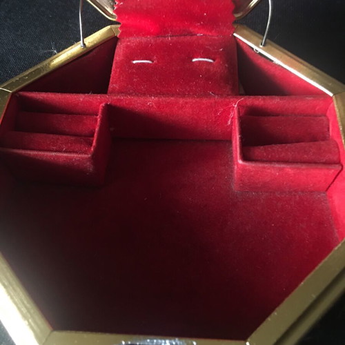 Jewelry box with music and mirror like new, vintage