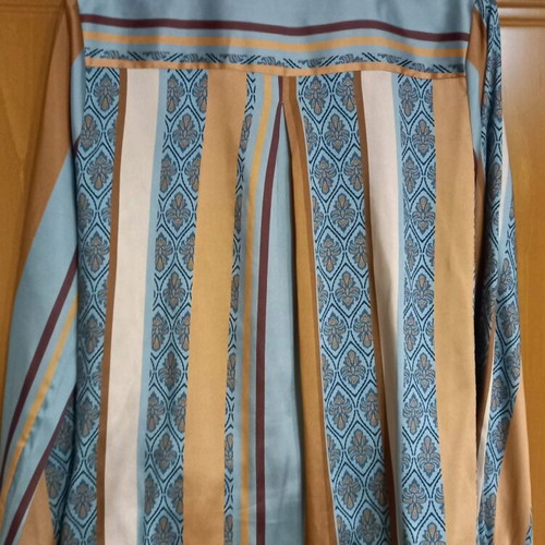 Bsb shirt satin texture like new multicolor size XL