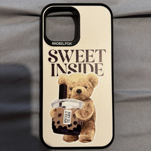 iPhone 13 Pro Max cases like new, including Mobilfox