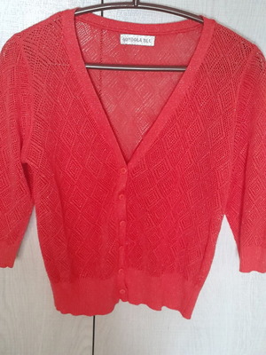 Coral shirt like new with buttons and gold thread