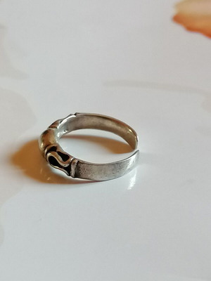 925 Silver Boho Toe Ring new with embossed designs