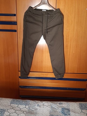 Pull & Bear men's pants used, khaki, size M