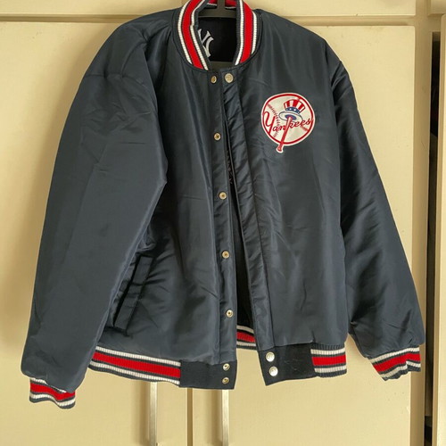 New York Yankees Double Faced Jacket size L like new, blue and red
