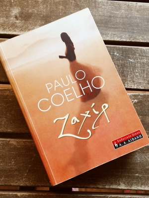 Zahir by Paulo Coelho used, Greek edition