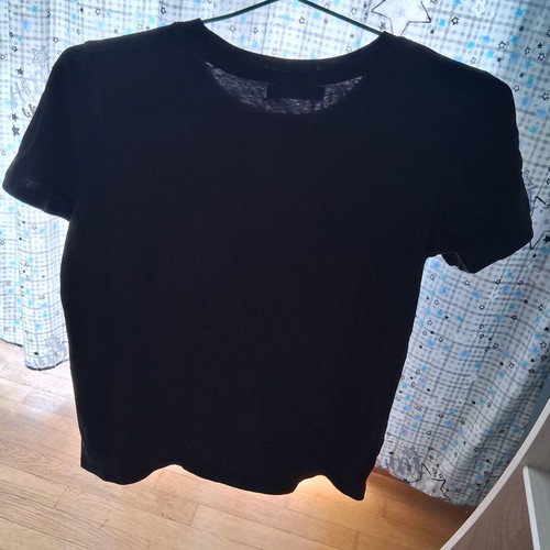 Set of two black Medium t-shirts used GSA and Bershka