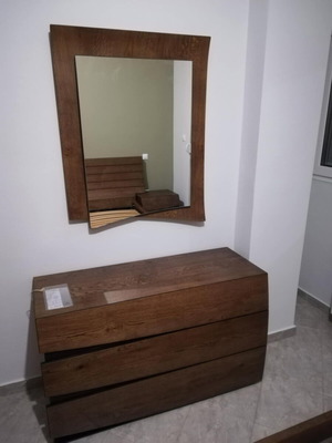 Join drawer chest and mirror set like new, dark walnut