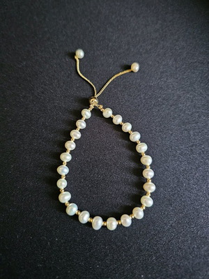 Adjustable Pearl Bracelet New White Gold