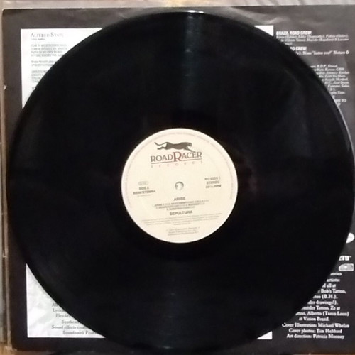 Sepultura Arise LP used, original 1st press 1991 signed by Max and Igor Cavalera