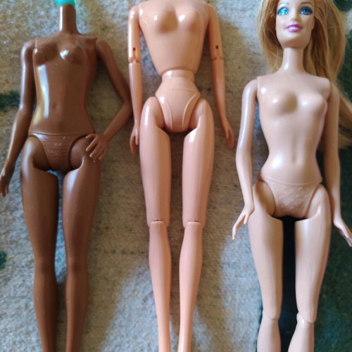 Barbie bodies and doll like new, 4 bodies, 3 mermaids, 1 Fashionista