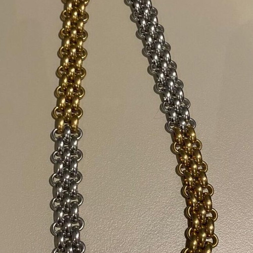Necklace like new