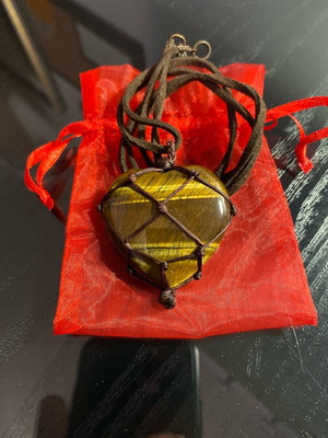 Μάτι της τίγρης καρδιά από ημιπολύτιμη πέτρα, σαν καινούργιο