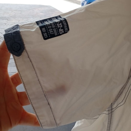 Cedar Wood State shirt like new, white, size L