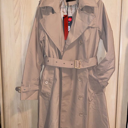 Beige coat like new, size Small
