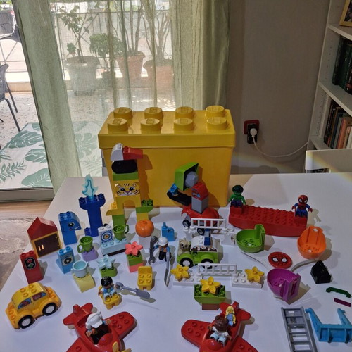 Lego Duplo set of 101 pieces like new