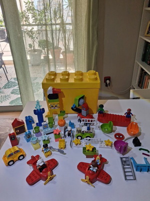Lego Duplo set of 101 pieces like new