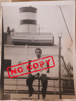 Σετ 6 vintage φωτογραφίες S/S Cyrenia, σύνδεση με Νίκο Καββαδία