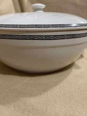 Keramikos soup tureen used, vintage