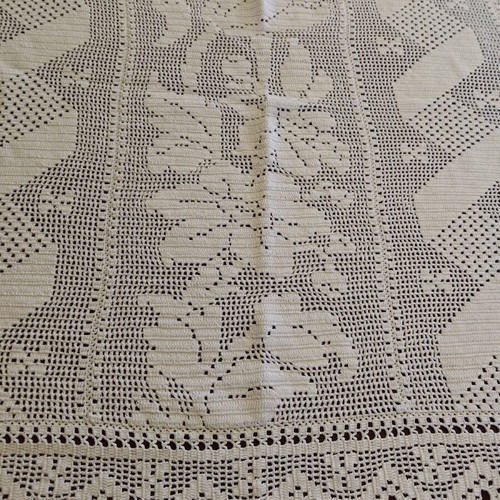 Handmade knitted blanket like new 180 by 200