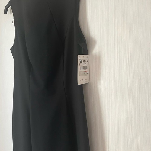 Zara midi dress new with tags size M