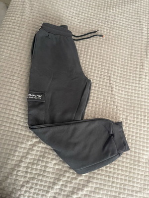 Boys' sweatpants 14 like new, gray Sprint with pockets