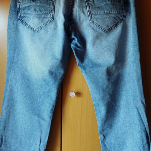 Dnd men's jeans size L with rips like new