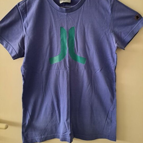 Men's short-sleeve t-shirts like new, size medium, pack of 3