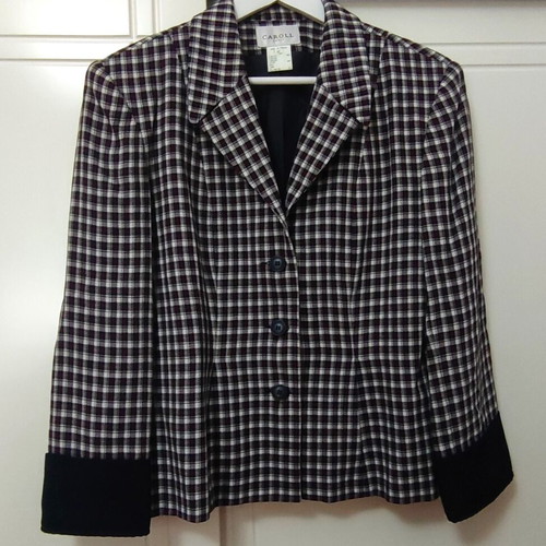 Caroll women's checked jacket size 42 like new with black cuffs