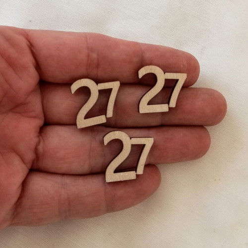 Wooden laser-cut number 27 elements, set of 10