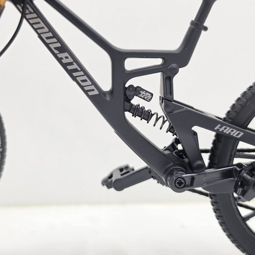Downhill MTB Die-Cast Metal Bike 1:8 Scale like new with suspension and disc brakes