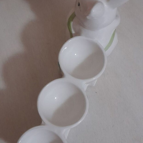 Easter Ceramic Egg Holder Bunny with 3 Slots New