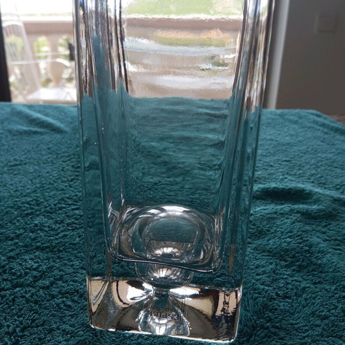 Crystal vase new, height 18.5×8.5 cm