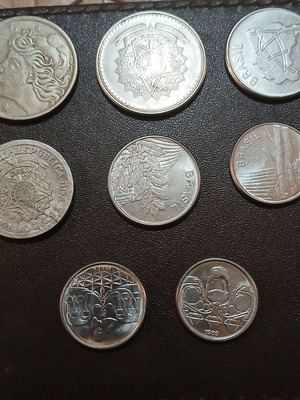 Set of 8 Brazil coins, assorted