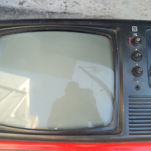 National TR-602ES Retro Vintage 12" Television used, needs repair