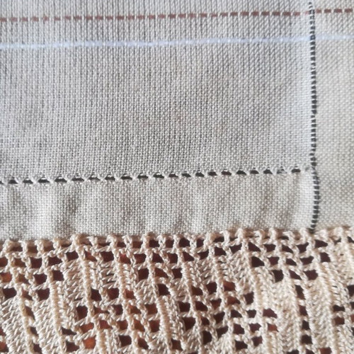 Embroidered ecru woven table runner with handmade lace new